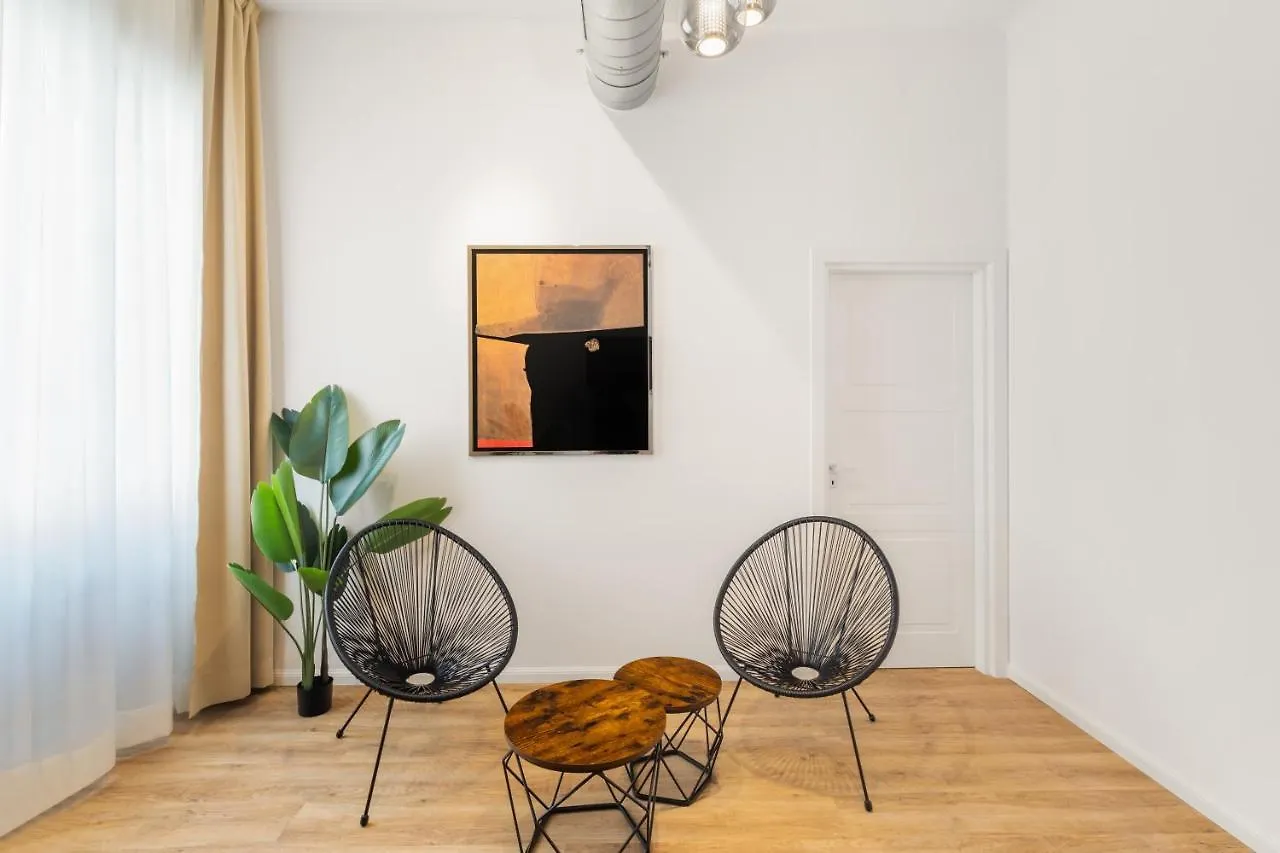 Bed & Breakfast Adelante Rooms Piazza Bologna Řím