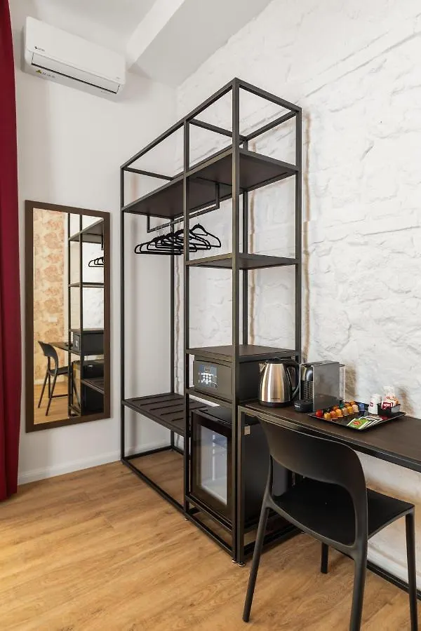 Adelante Rooms Piazza Bologna Rome 0*,  Italy
