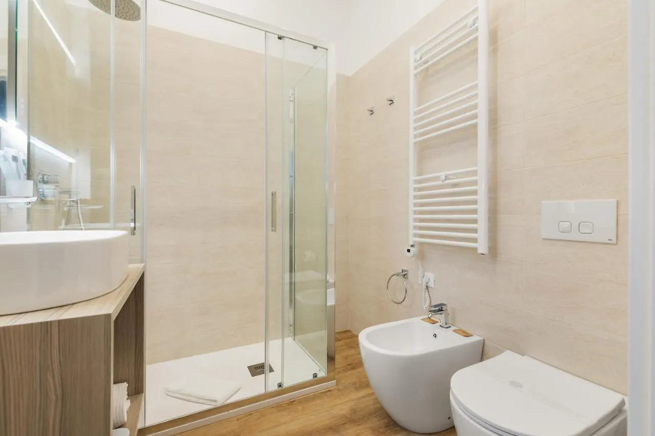 Adelante Rooms Piazza Bologna Rome Bed & Breakfast