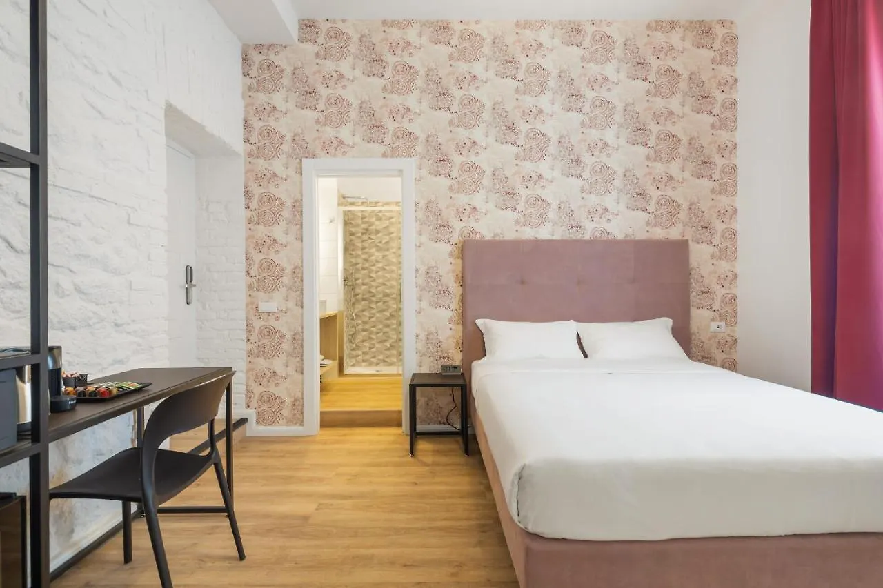 Bed & Breakfast Adelante Rooms Piazza Bologna Rome