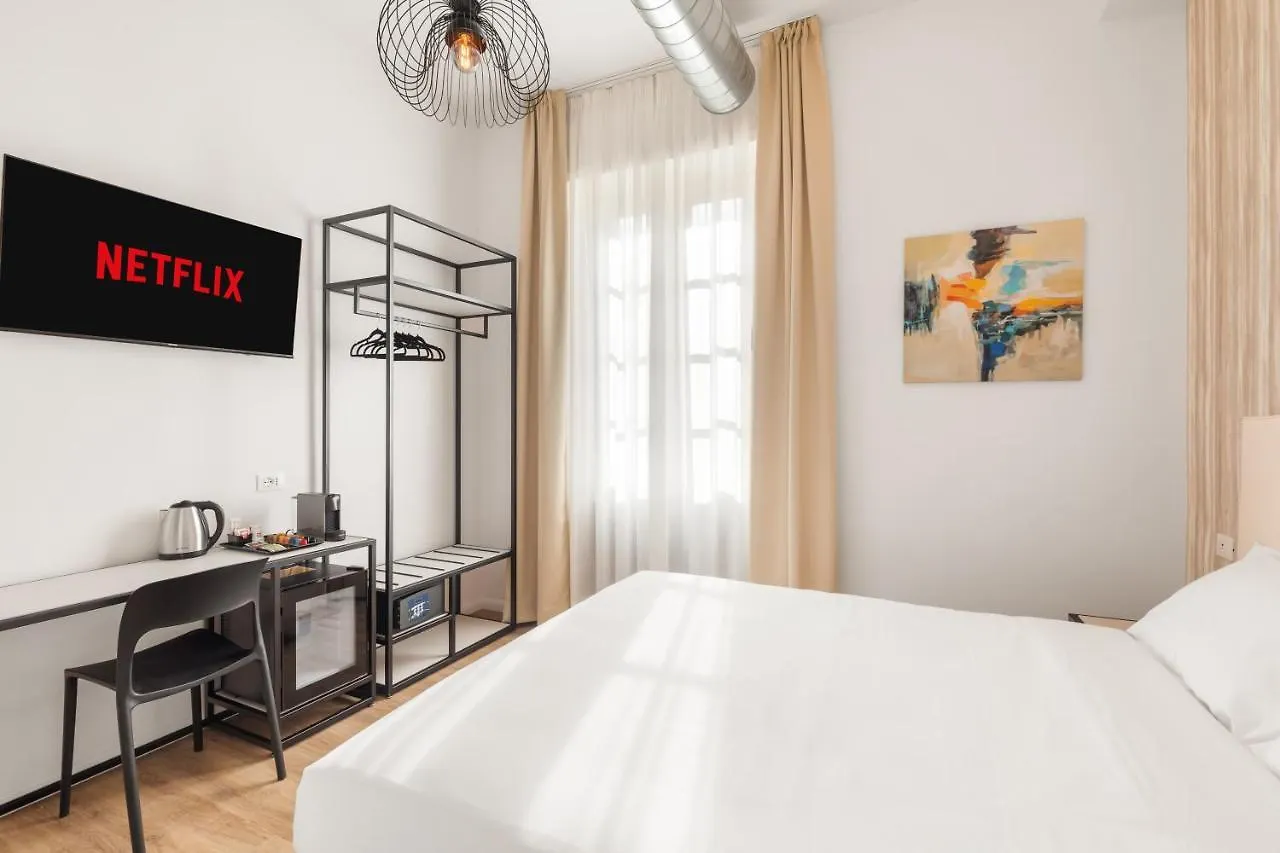 Adelante Rooms Piazza Bologna Rome